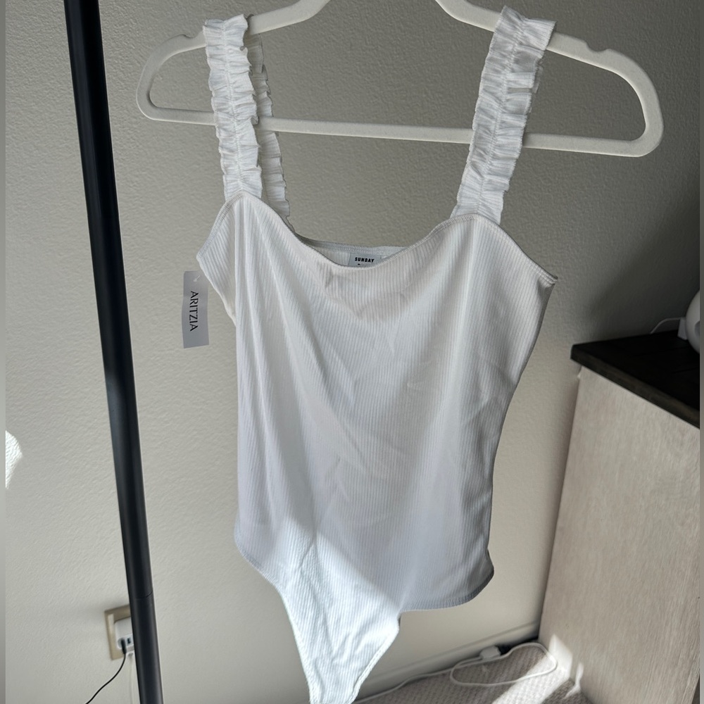 NWT Aritzia White Bodysuit